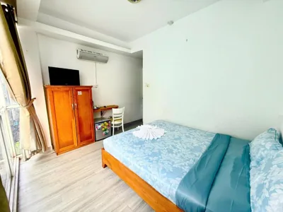 Line Hotel – Photos 13